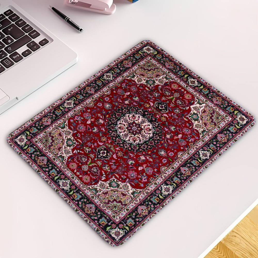 Vintage Persian Carpet Mouse P - огляд і ціна Retro Gaming Rug